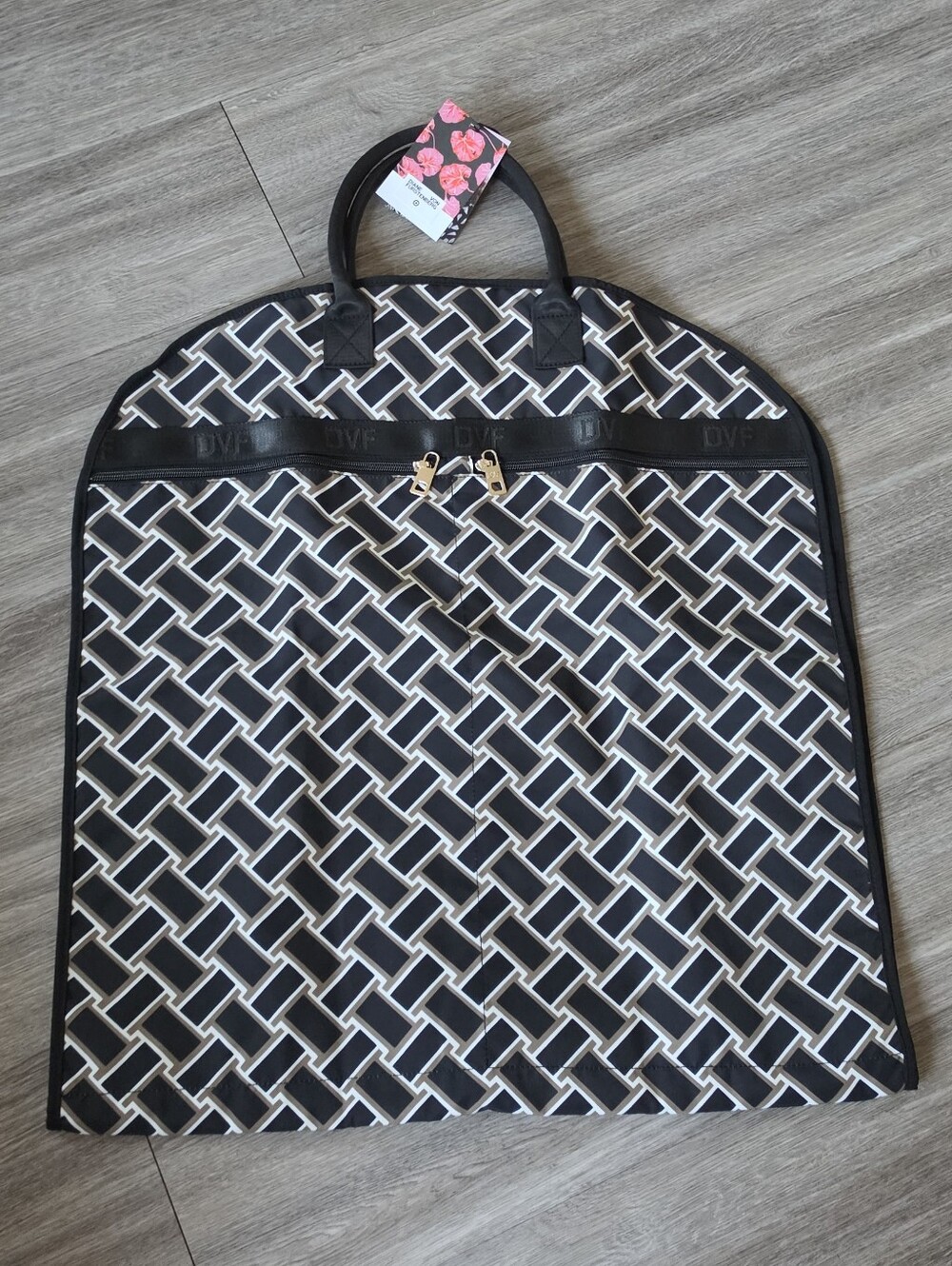 NWT Diane von Furstenberg X Target Neutral Weave - Foldable Travel Garment Bag